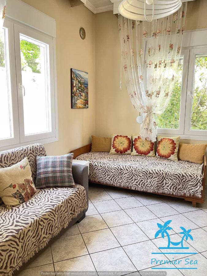 Oikos Poseidonas Apartment Palaiontsiflikion Exterior photo